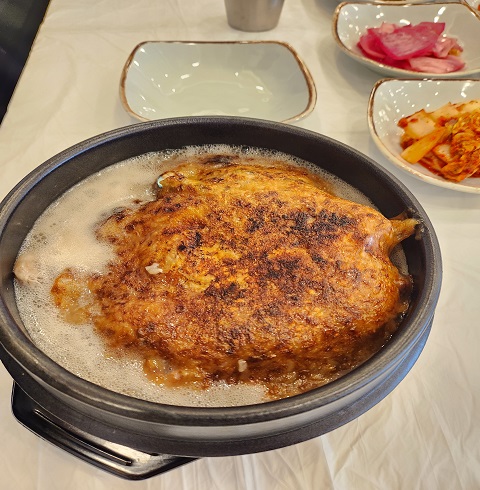 유씨네본가누룽지삼계탕(2500원)